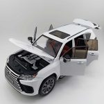 ماشین بازی فلزی لکسوس lx 600 مقیاس 1:24 - تصویر 4