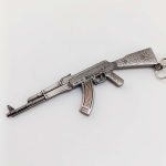 آویز فلزی تفنگ گیمینگ 12 سانت سری اول - تصویر 3